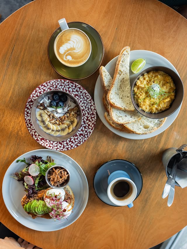 کافه رستوران روبرتو