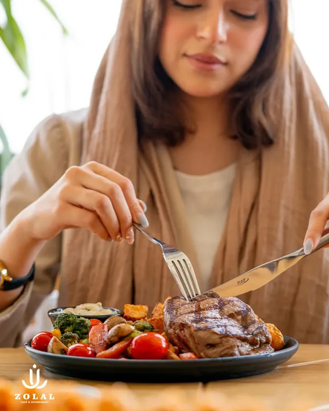 کافه رستوران زلال