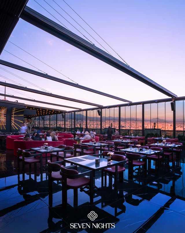 کافه رستوران سون نایت