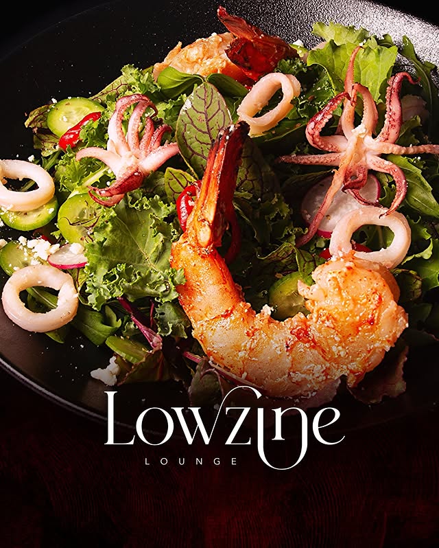 کافه رستوران لوزینه