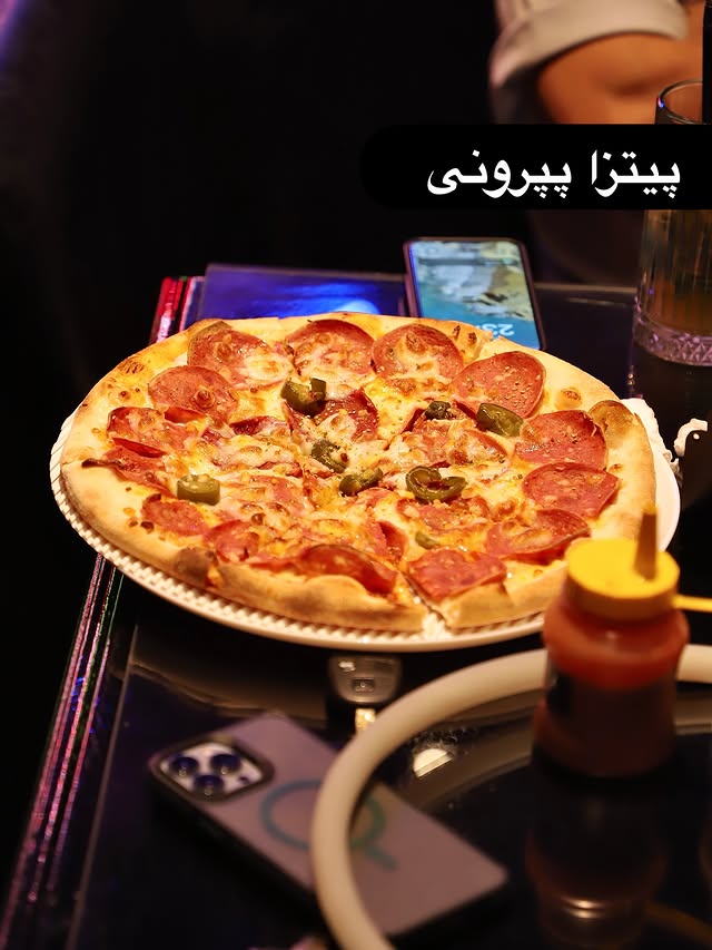 کافه رستوران B94