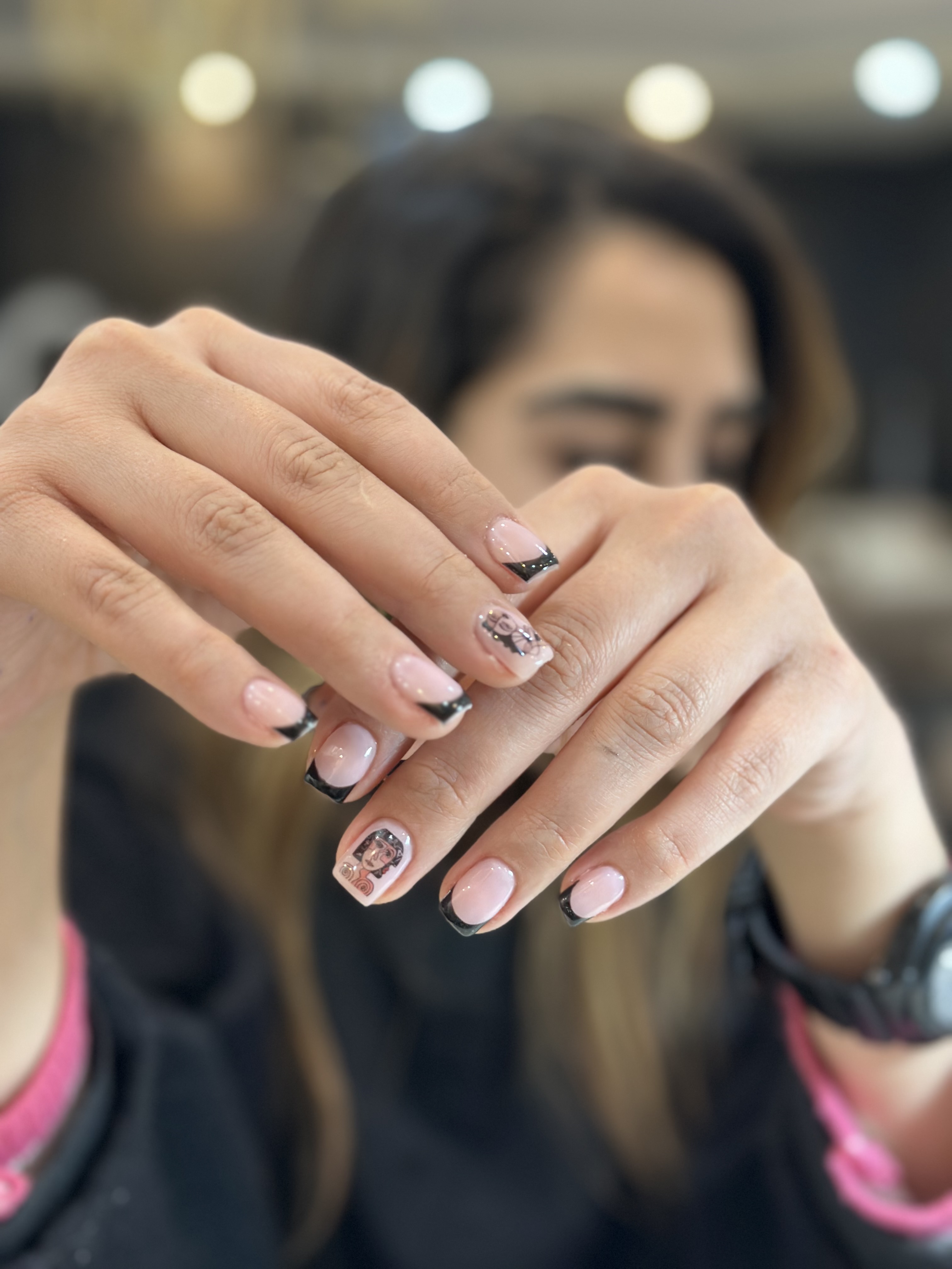 آرایشگاه زنانه ندا موسوی