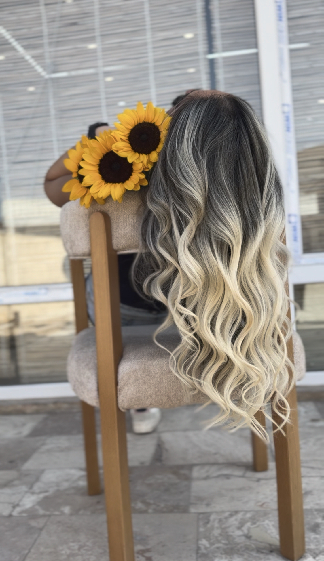 سالن زیبایی آرایشگاه زنانه مونلیا