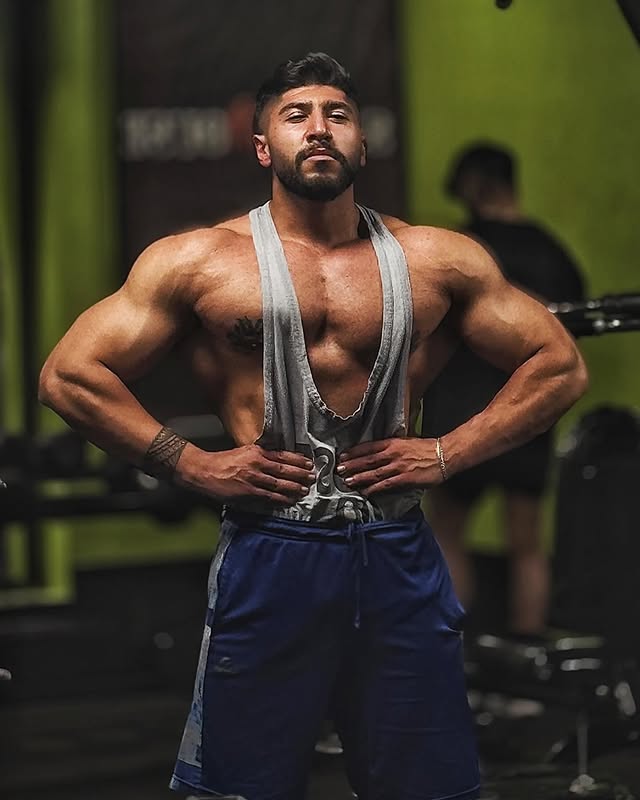 باشگاه بدنسازی خانه ورزش هروی