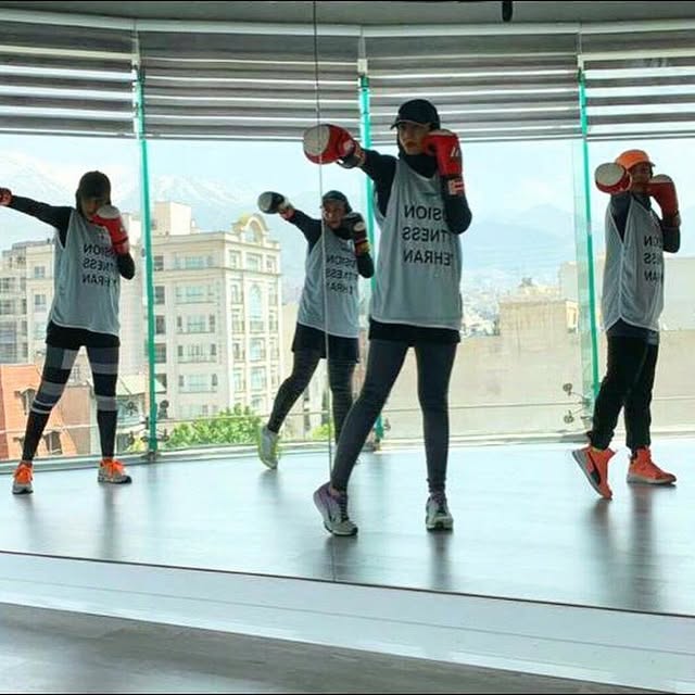 باشگاه بدنسازی لیان