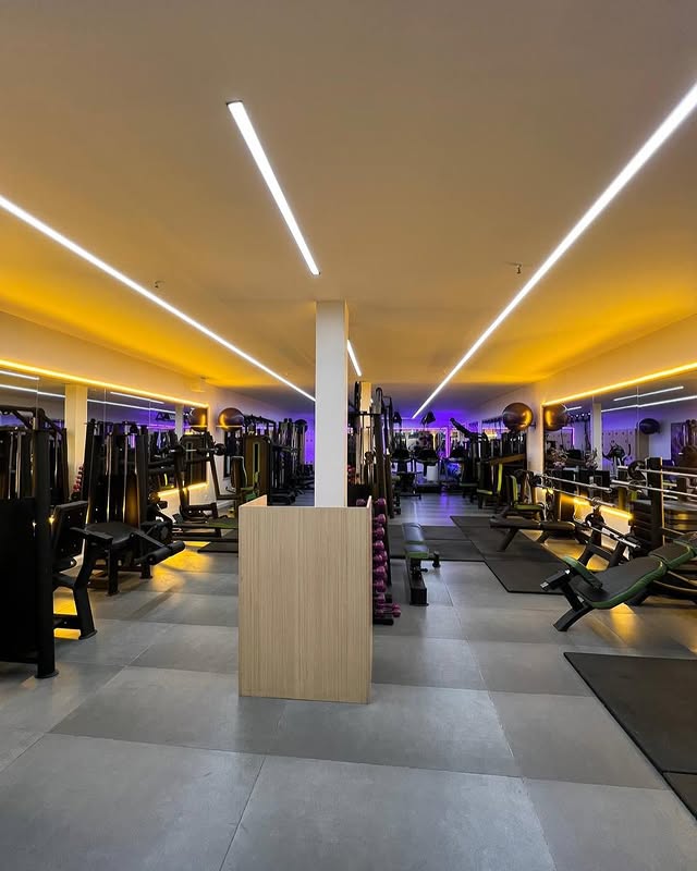 باشگاه بدنسازی راه تناسب